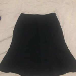 Ann Taylor triacetate skirt (Size 4)